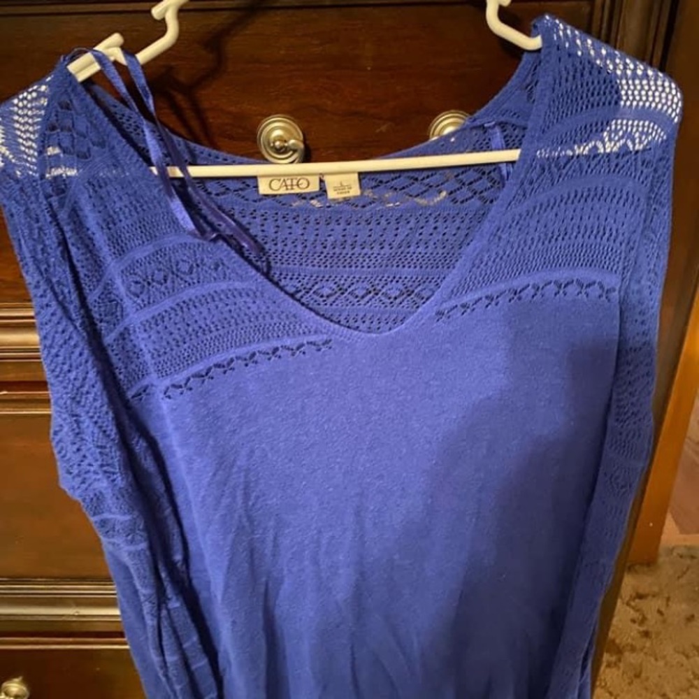 Size large Cato Top